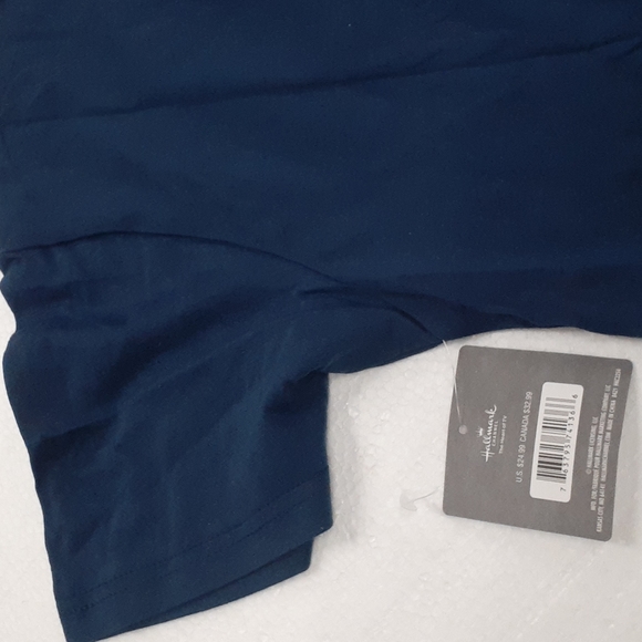 NWT Hallmark Channel Watching Shirt Unisex T-Shirt size M - Picture 4 of 4